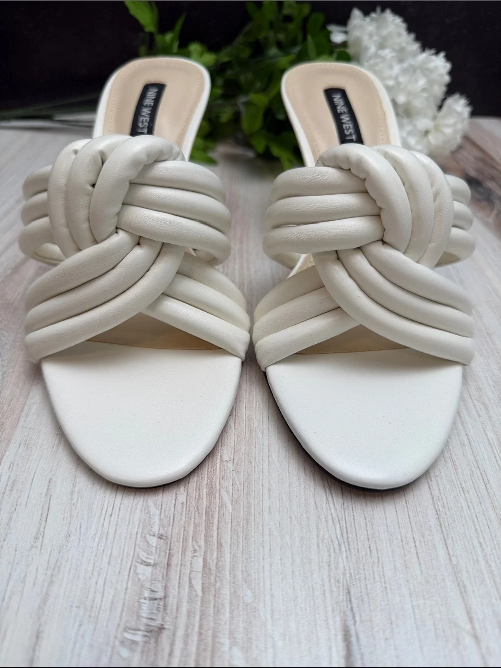 NINE WEST Norene Knot Heels Size 7